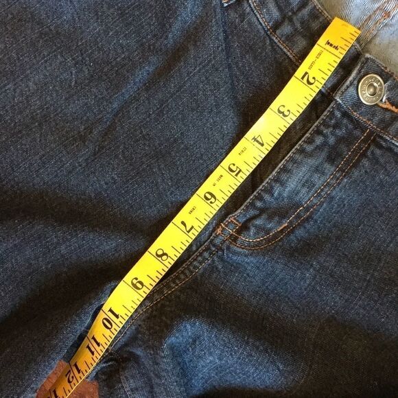 Venezia Jeans Co. Plus Sz Jeans with Raw Hems - Picture 4 of 14